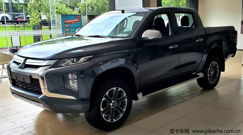 Mitsubishi L200 pickup truck will arrive at the store in China, or it will be pre sold soon