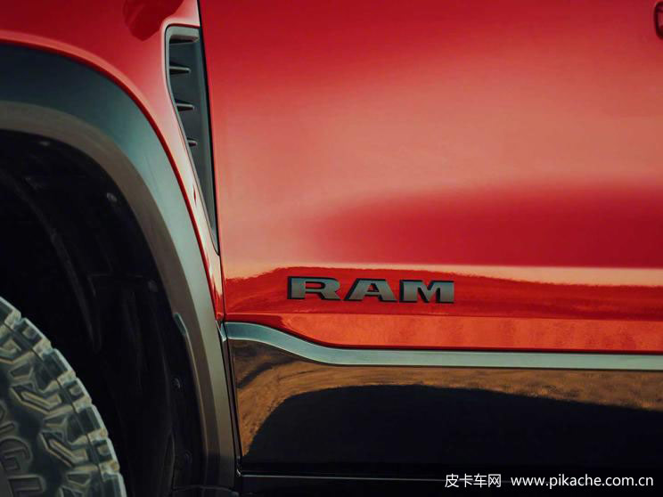 圖說新款道奇Ram 1500 TRX皮卡，堪稱猛禽絞殺者