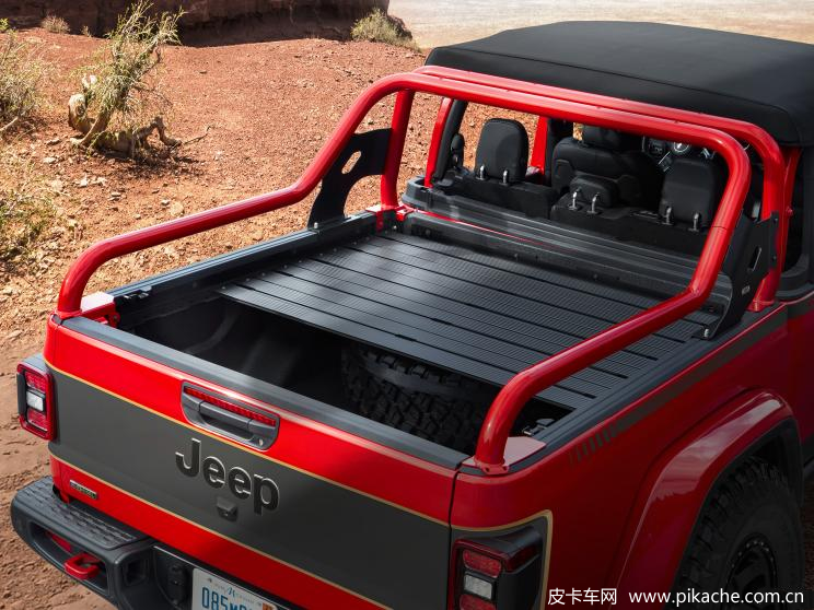 JEEP皮卡Gladiator概念車(chē)官圖發(fā)布，強(qiáng)化越野屬性