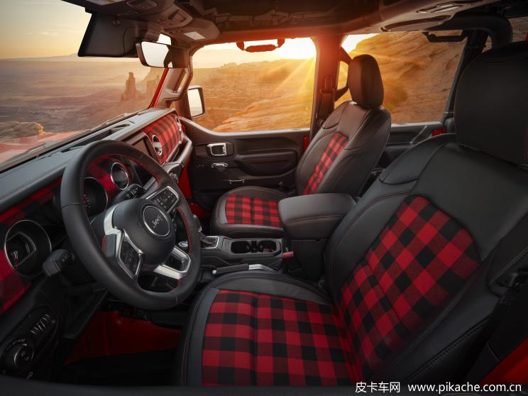 JEEP皮卡Gladiator概念車(chē)官圖發(fā)布，強(qiáng)化越野屬性