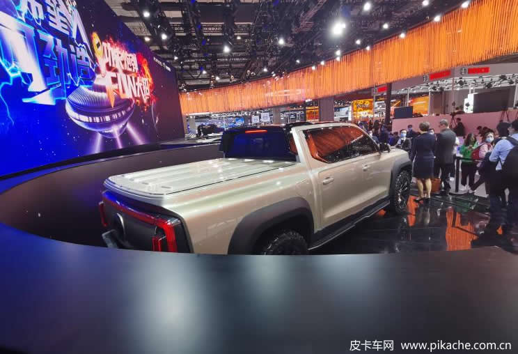 2021上海车展：长城全尺寸皮卡“X炮”亮相，附实拍图片