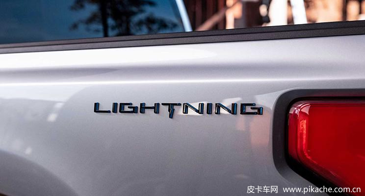 拜登試駕并提前泄露福特電動版F-150皮卡