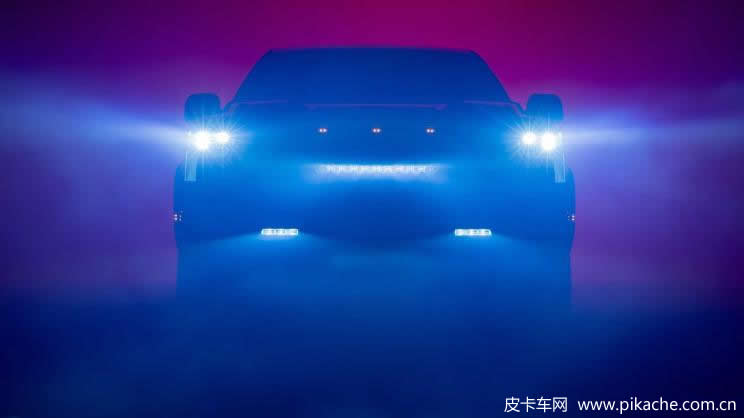 豐田新一代坦途皮卡預告圖曝光，滿眼全是燈