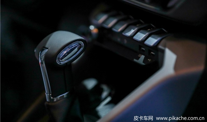 长安凯程F70皮卡新款车型上市，动力智能配置变化大