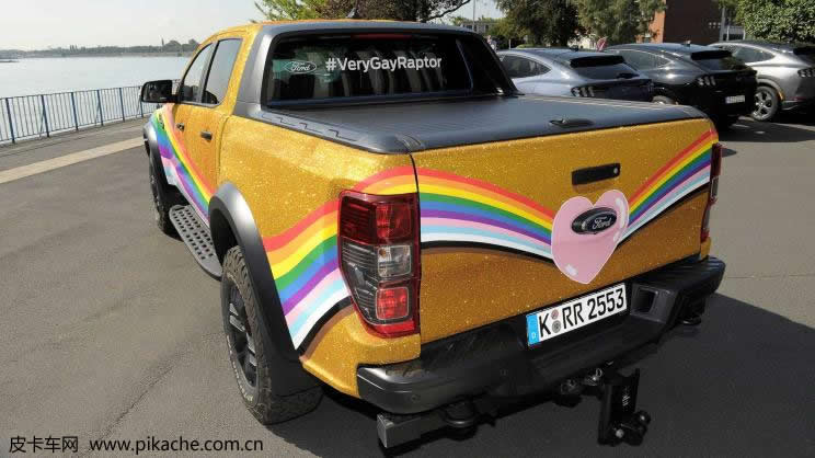 福特发布彩虹涂装版猛禽皮卡，支持对LGBTQ+的支持