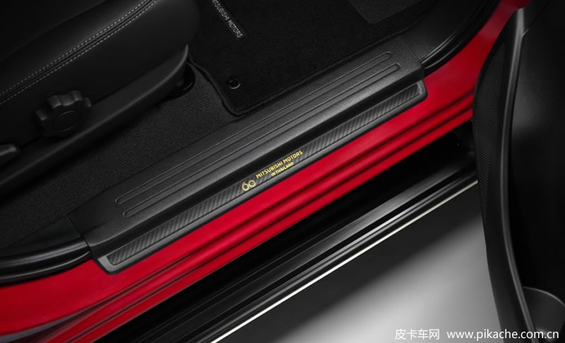 三菱推出Triton Passion Red特别定制版皮卡，起售价17.7万元
