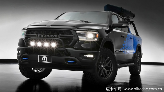 Mopar攜兩款改裝版RAM1500皮卡車型亮相SEMA改裝車展，主打戶外越野運(yùn)動(dòng)風(fēng)