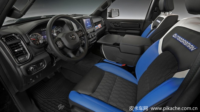 Mopar攜兩款改裝版RAM1500皮卡車型亮相SEMA改裝車展，主打戶外越野運(yùn)動(dòng)風(fēng)