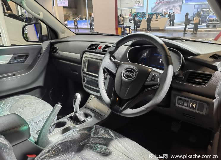 2021澳门车展：江淮T8 EV电动皮卡首次亮相