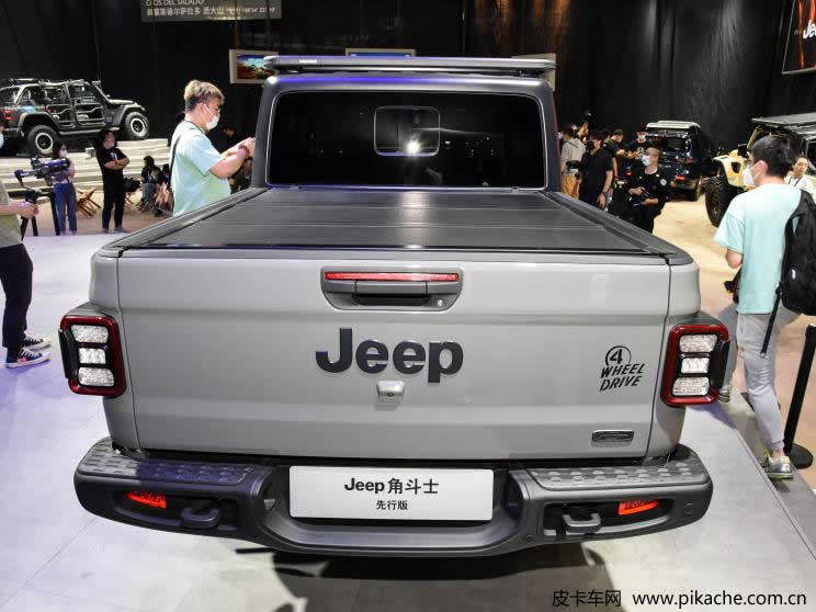 2021廣州車展實拍Jeep角斗士皮卡先行版，預(yù)計2022年一季度開售