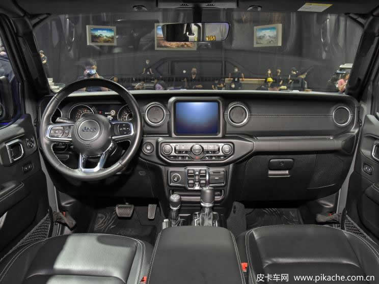 2021廣州車展實拍Jeep角斗士皮卡先行版，預(yù)計2022年一季度開售