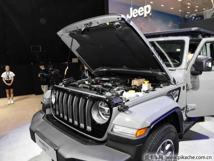 2021廣州車展實拍Jeep角斗士皮卡先行版，預(yù)計2022年一季度開售
