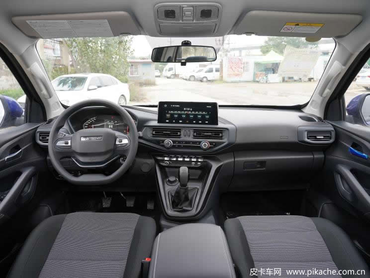 长安凯程F70皮卡新增车型上市，售价11.49万起