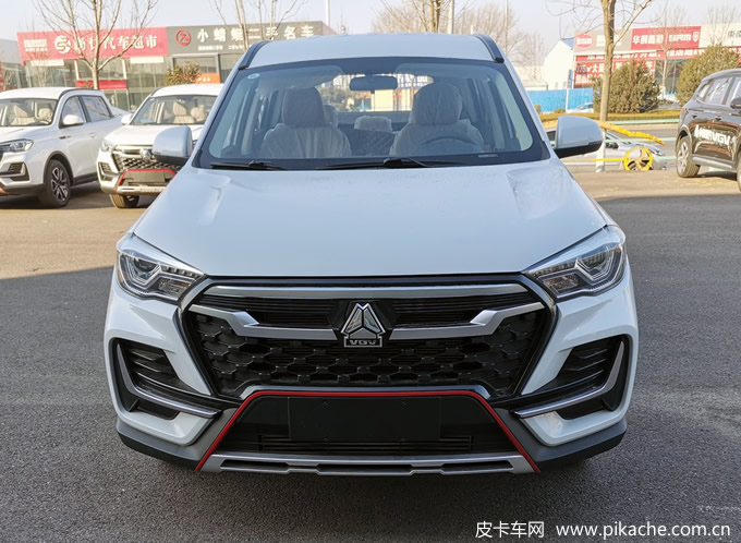 中國(guó)重汽VGV首款皮卡VX7定制版上市，2.0T+8AT，售11.58萬