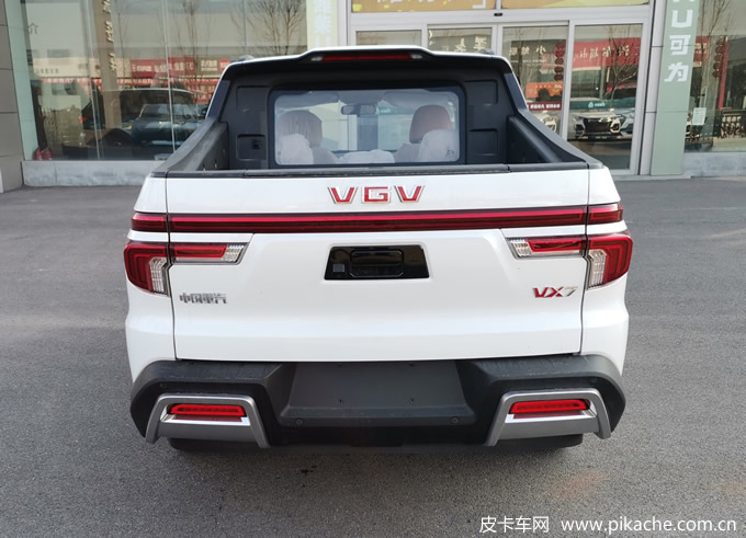 中國(guó)重汽VGV首款皮卡VX7定制版上市，2.0T+8AT，售11.58萬