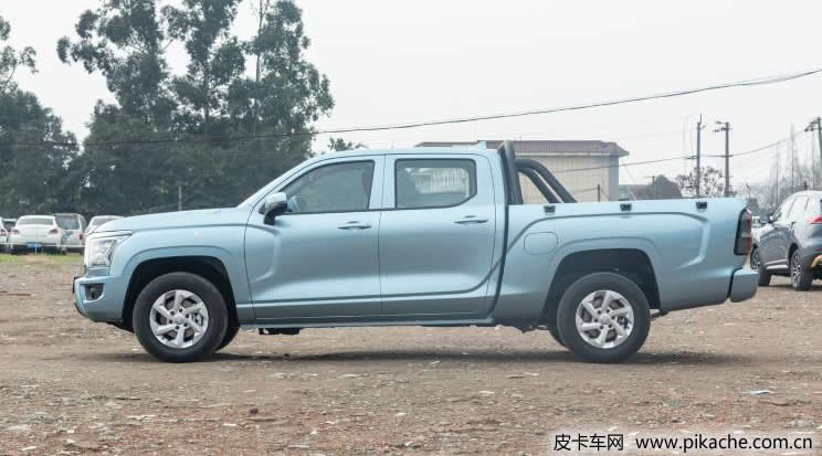 The Great Wall King Kong Poer pickup has arrived at the store, and 2022 two-wheel drive King Kong Poer pickup models have been photographed