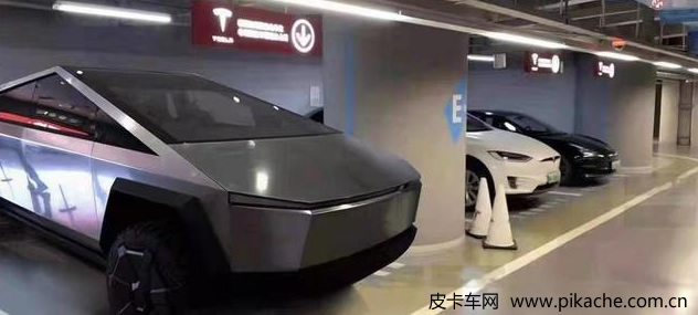 特斯拉皮卡Cybertruck亮相上海，預(yù)計(jì)未來和海外同步上市