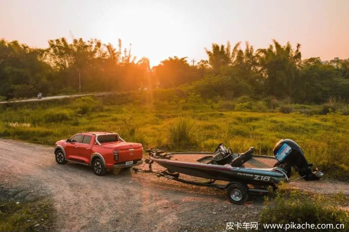 長(zhǎng)城炮第30萬(wàn)臺(tái)整車(chē)下線，乘用炮、商用炮拖掛版皮卡車(chē)型同步上市