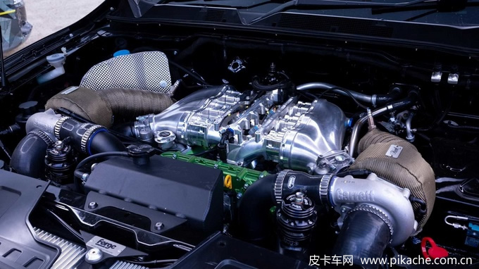 日產(chǎn)納瓦拉R皮卡問世，由英國賽車運(yùn)動商SB Motorsport設(shè)計(jì)打造