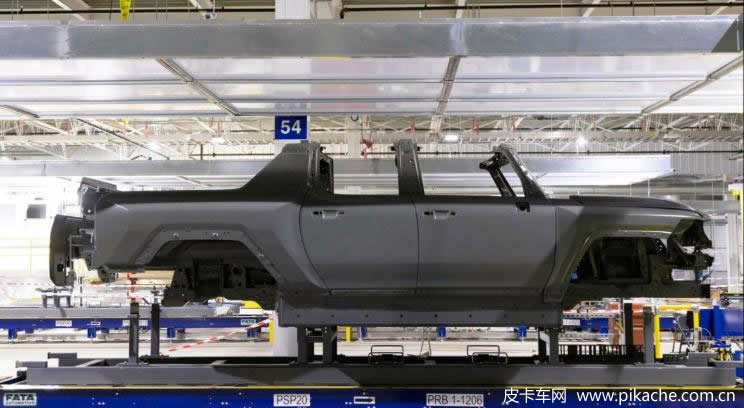 通用悍马Hummer EV电动皮卡日产能仅为12台，后续将提升产能
