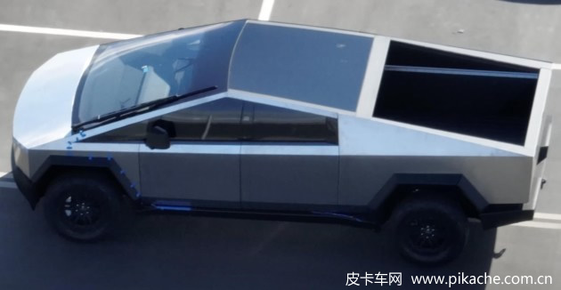 特斯拉展示太陽(yáng)能增程拖車(chē)，可為Cybertruck皮卡提供電力
