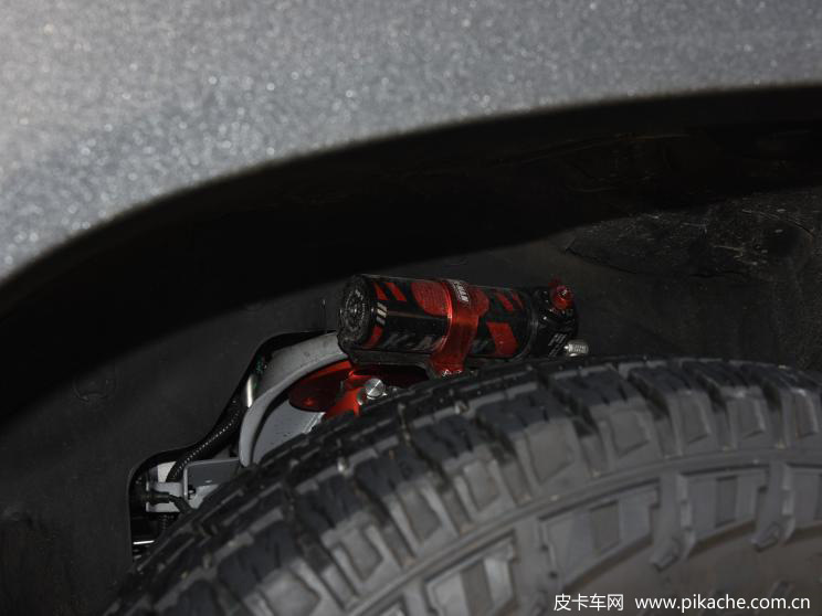 多圖詳解上汽大通?！つ跗た?，硬核裝備才是硬道理