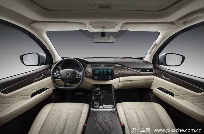 鄭州日產(chǎn)2023款銳騏7皮卡上市，售價不變配置部分升級