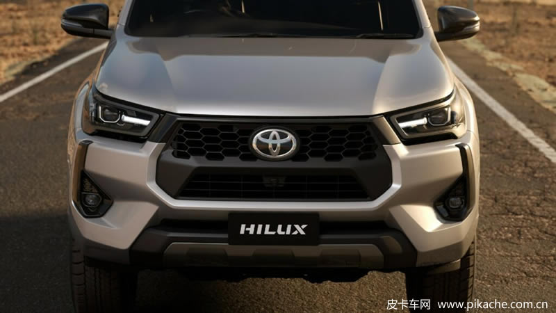 新款丰田Hilux皮卡官图发布，新增柴油轻混系统